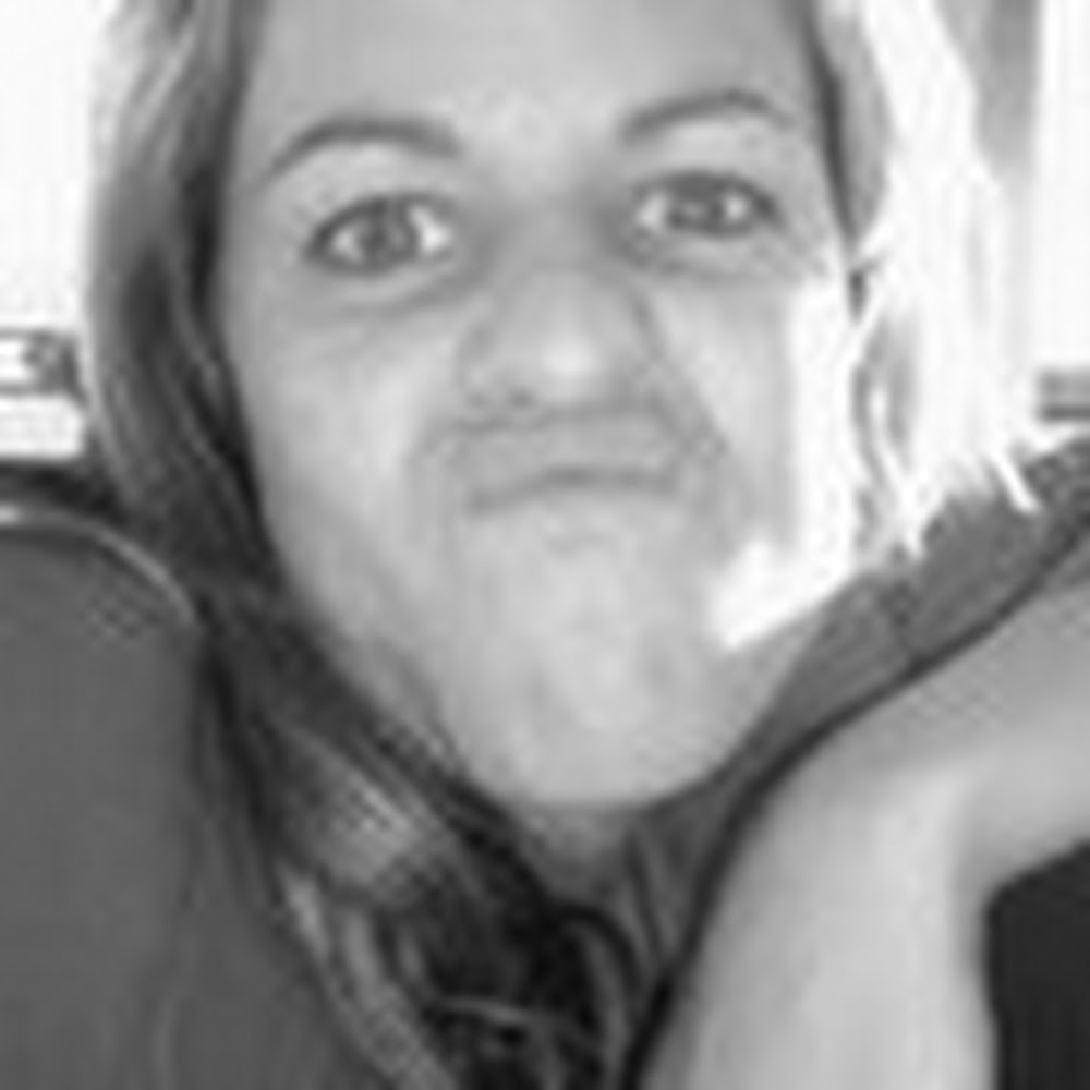 Meet your Posher, Linzi